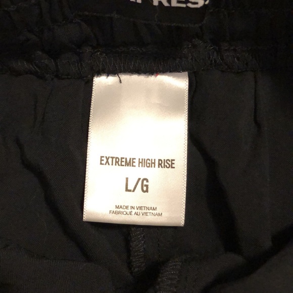 Express Extreme High Rise Short - Picture 3 of 3